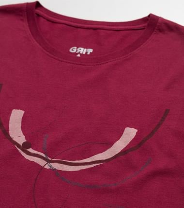 Bayan Bordo Merriment 2  